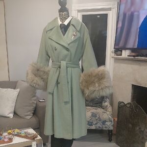 Pur Mohair Label with Gold and Red Text